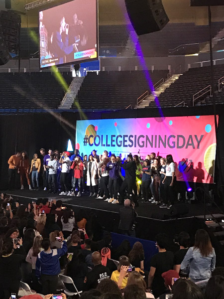 风险久久久久久亚洲精品影院