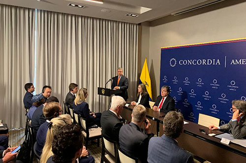 风险久久久久久亚洲精品影院