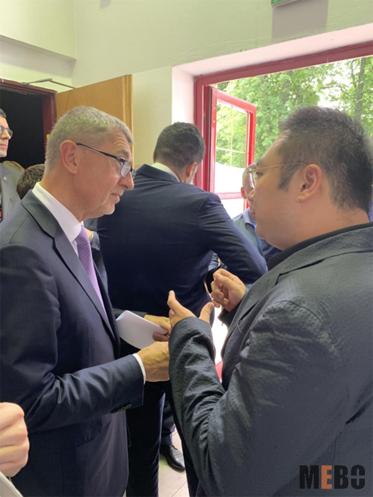 风险久久久久久亚洲精品影院