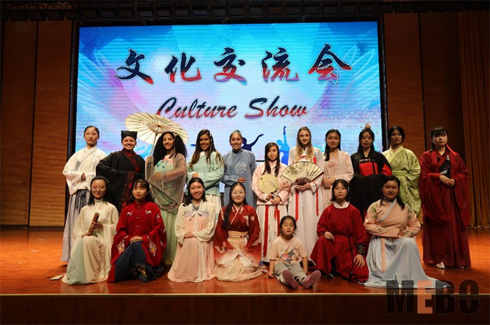 风险久久久久久亚洲精品影院