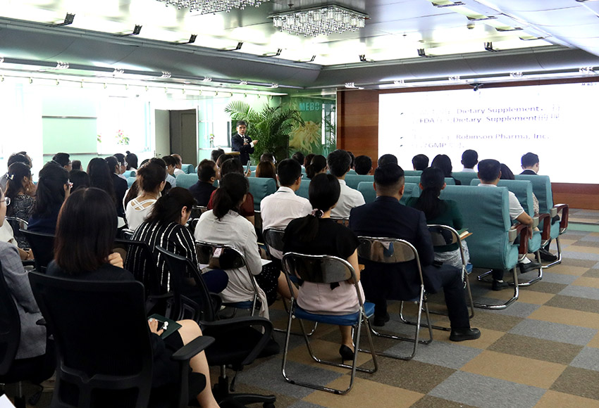 风险久久久久久亚洲精品影院