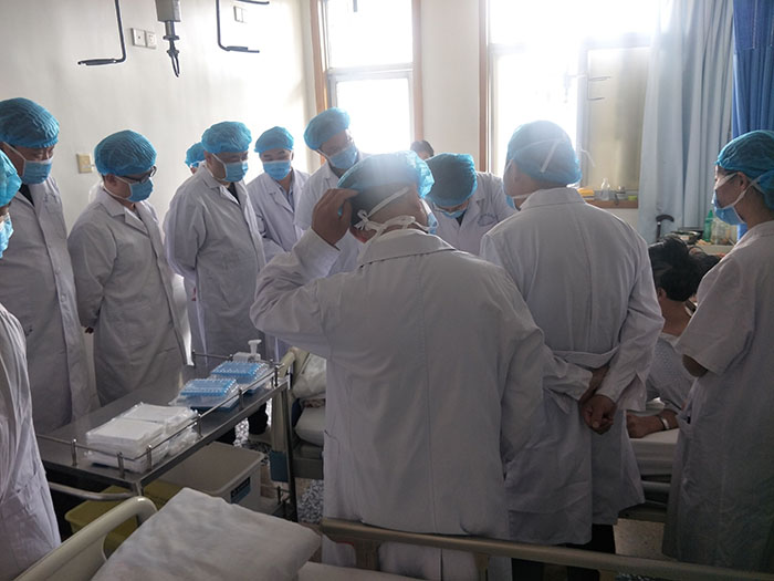 风险久久久久久亚洲精品影院