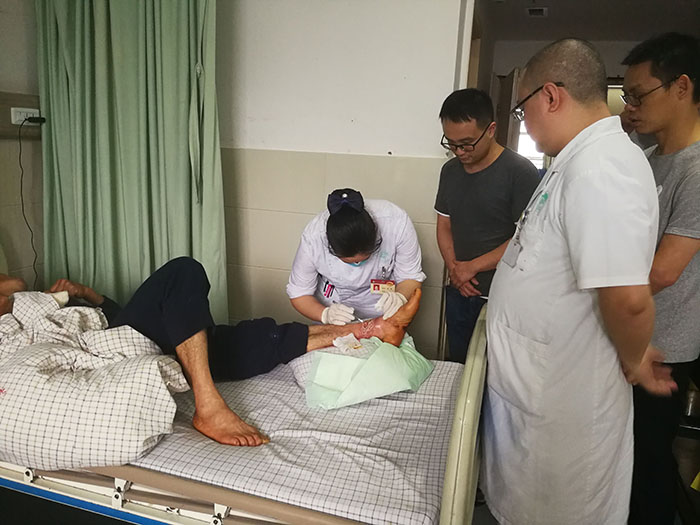 风险久久久久久亚洲精品影院