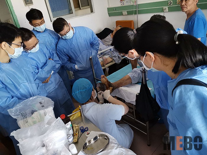 风险久久久久久亚洲精品影院