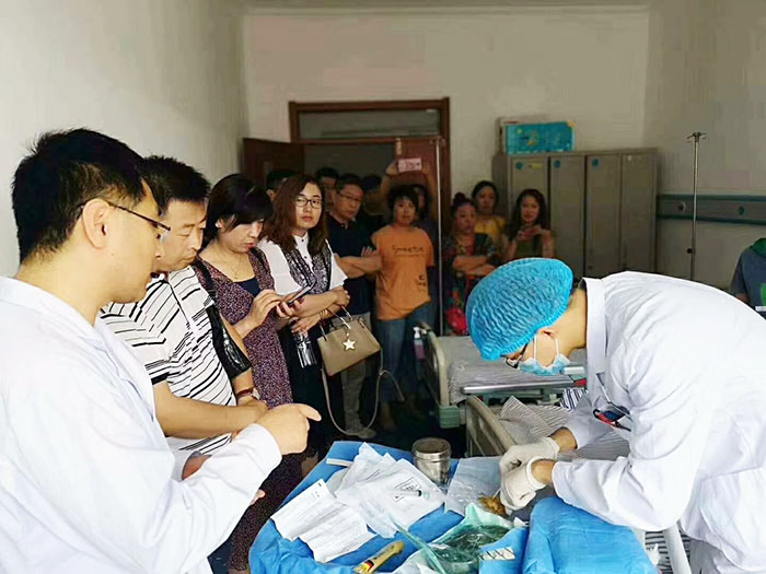 风险久久久久久亚洲精品影院