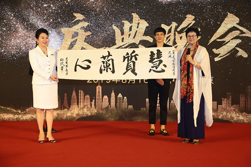 风险久久久久久亚洲精品影院