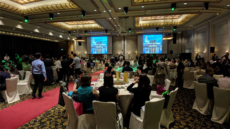 风险久久久久久亚洲精品影院