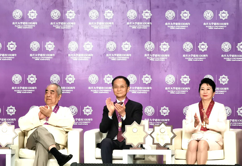 风险久久久久久亚洲精品影院