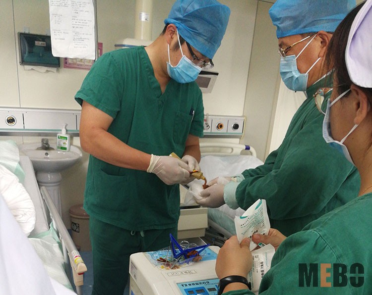 风险久久久久久亚洲精品影院