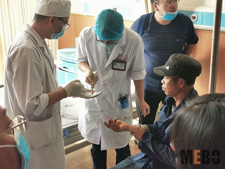 风险久久久久久亚洲精品影院