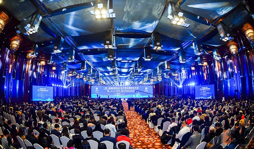 风险久久久久久亚洲精品影院