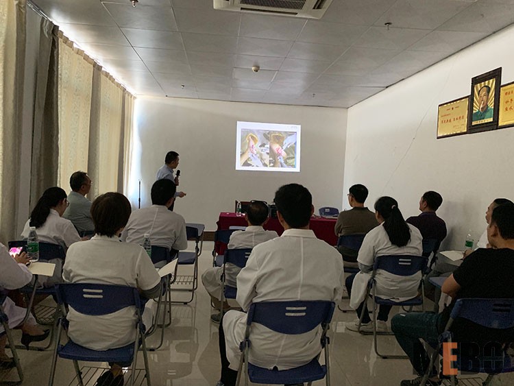 风险久久久久久亚洲精品影院