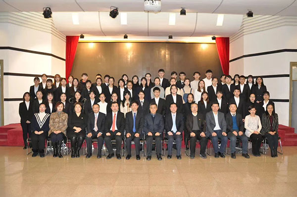 风险久久久久久亚洲精品影院