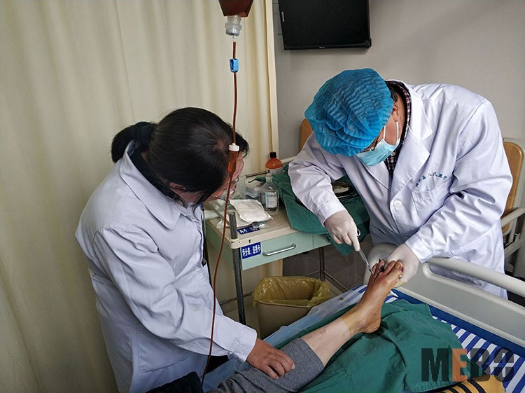 风险久久久久久亚洲精品影院