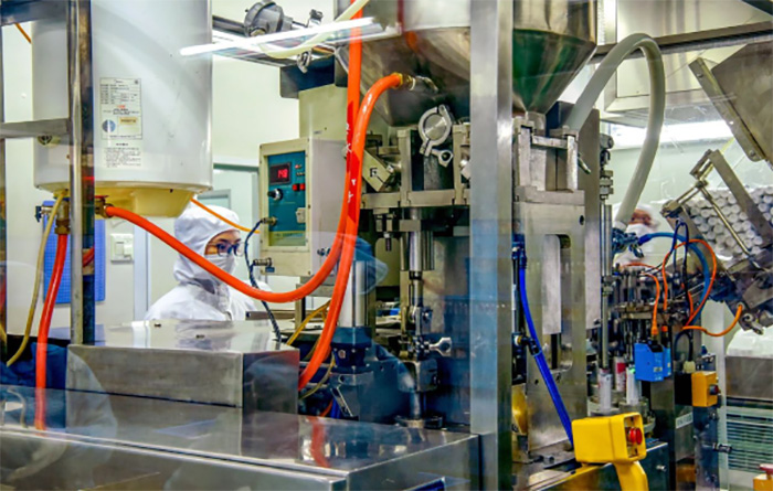 风险久久久久久亚洲精品影院