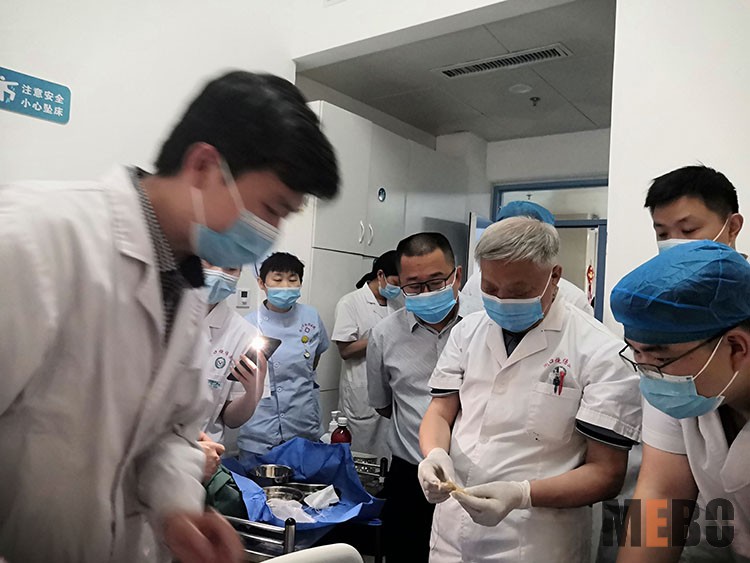 风险久久久久久亚洲精品影院