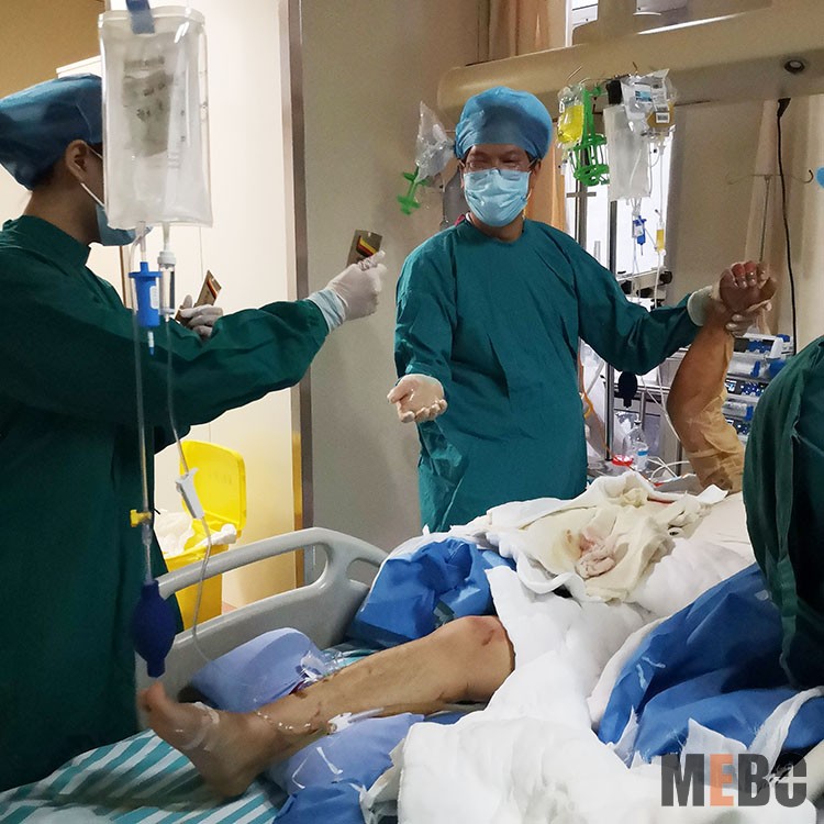 风险久久久久久亚洲精品影院