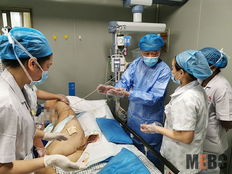 风险久久久久久亚洲精品影院