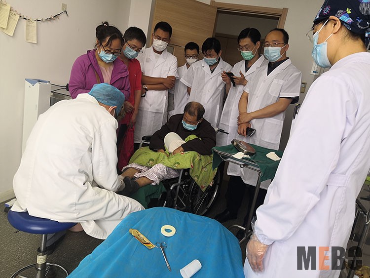 风险久久久久久亚洲精品影院