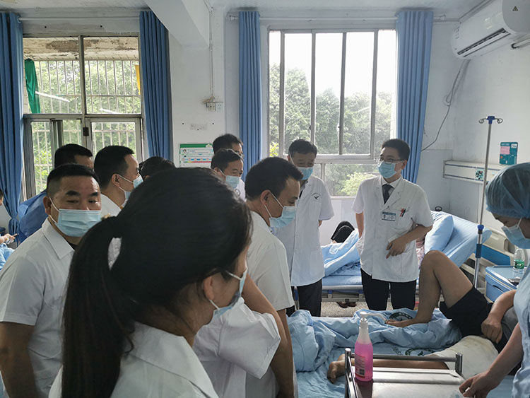 风险久久久久久亚洲精品影院