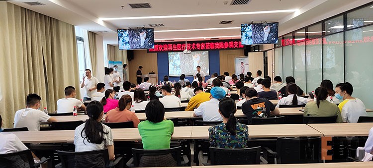 风险久久久久久亚洲精品影院