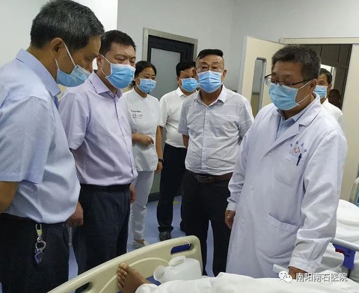 风险久久久久久亚洲精品影院