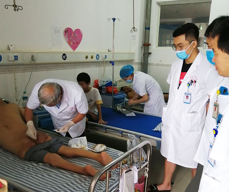 风险久久久久久亚洲精品影院