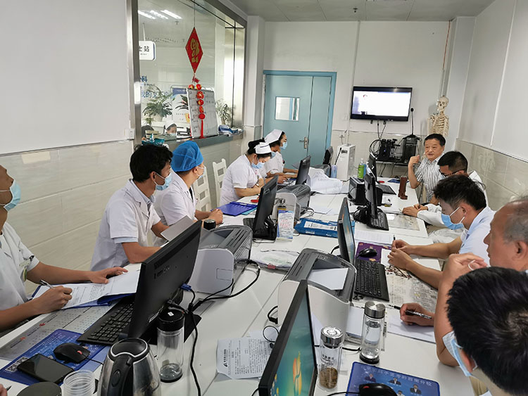 风险久久久久久亚洲精品影院