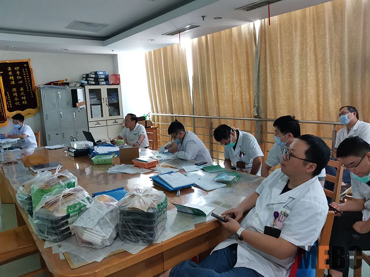 风险久久久久久亚洲精品影院