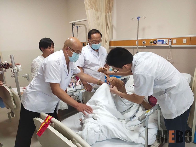 风险久久久久久亚洲精品影院