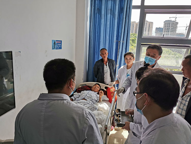 风险久久久久久亚洲精品影院