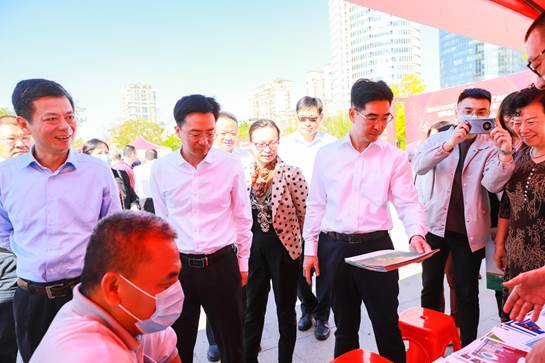 风险久久久久久亚洲精品影院