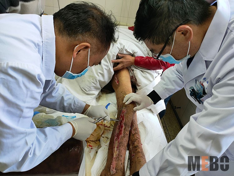 风险久久久久久亚洲精品影院