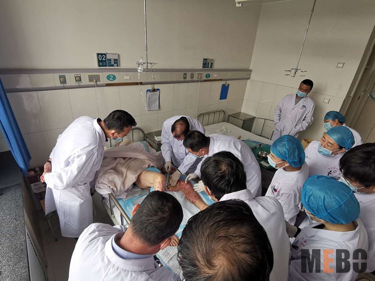 风险久久久久久亚洲精品影院