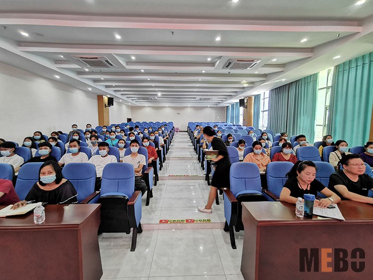 风险久久久久久亚洲精品影院