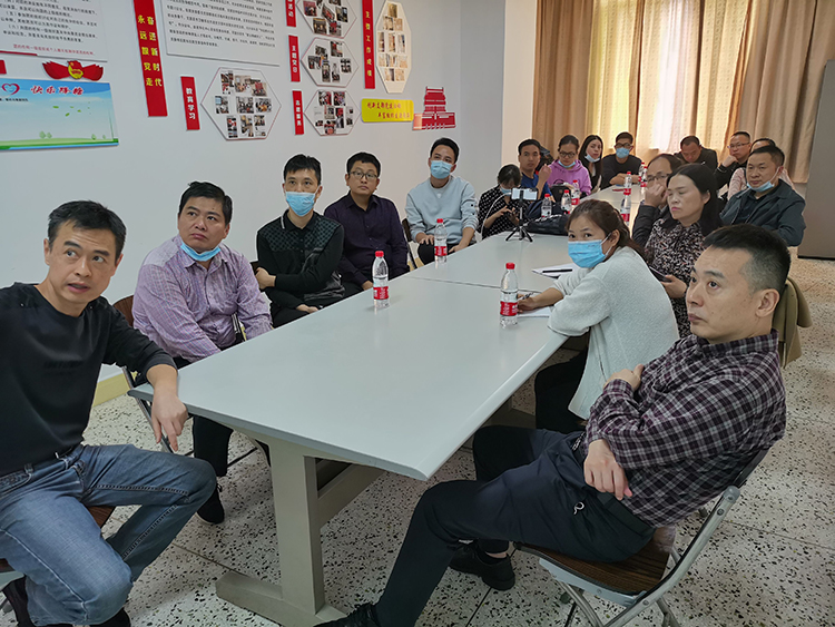 风险久久久久久亚洲精品影院