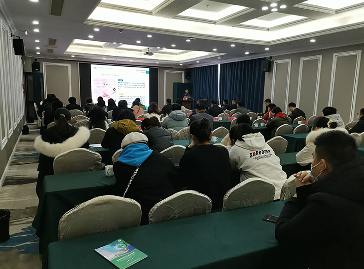 风险久久久久久亚洲精品影院