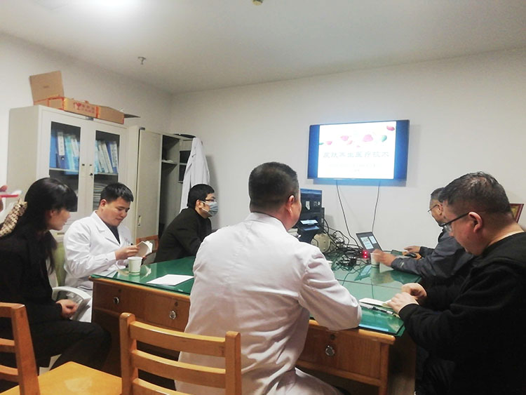 风险久久久久久亚洲精品影院