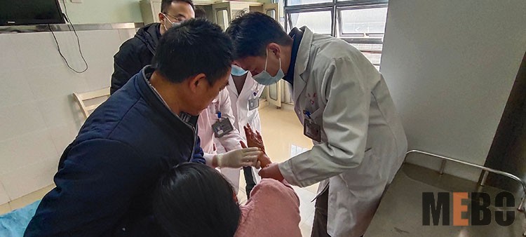 风险久久久久久亚洲精品影院