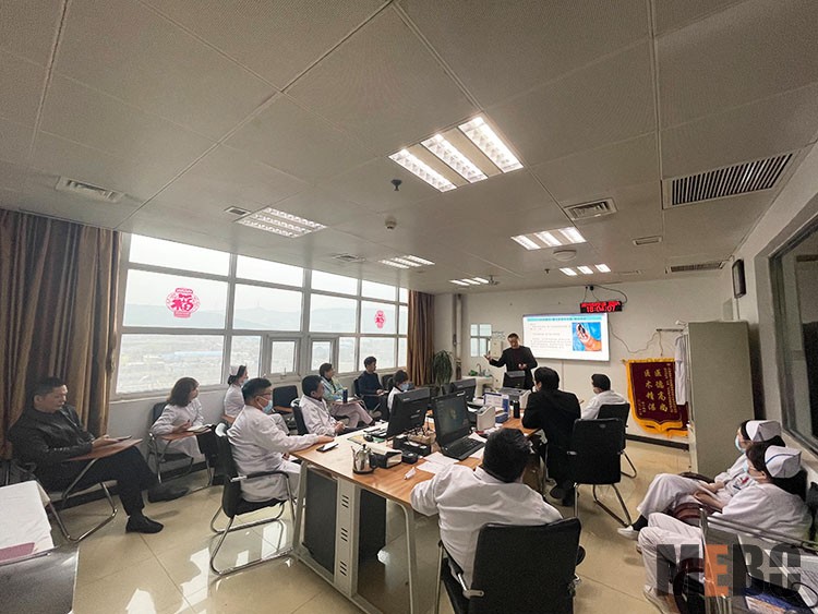 风险久久久久久亚洲精品影院