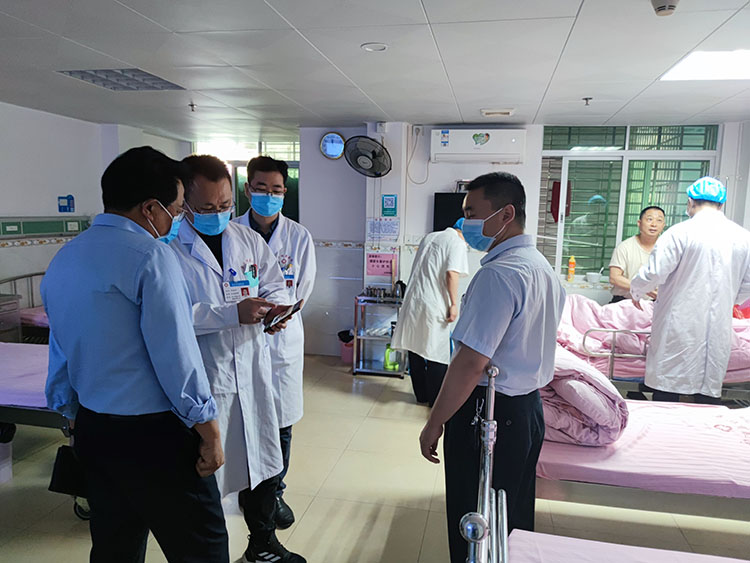 风险久久久久久亚洲精品影院