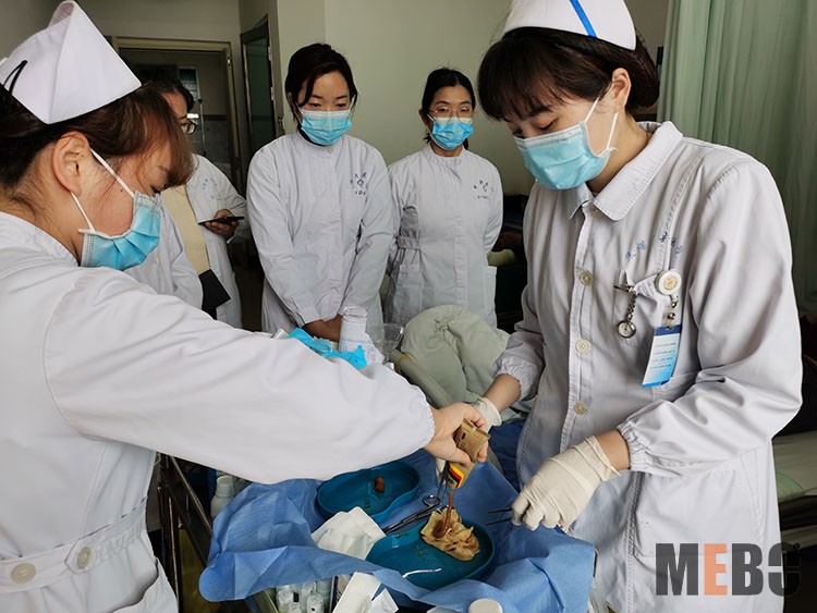 风险久久久久久亚洲精品影院