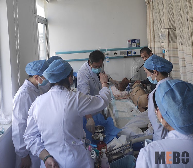 风险久久久久久亚洲精品影院