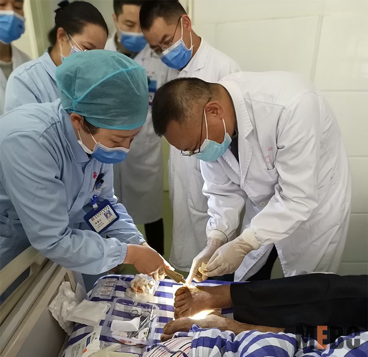 风险久久久久久亚洲精品影院