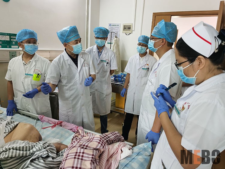 风险久久久久久亚洲精品影院