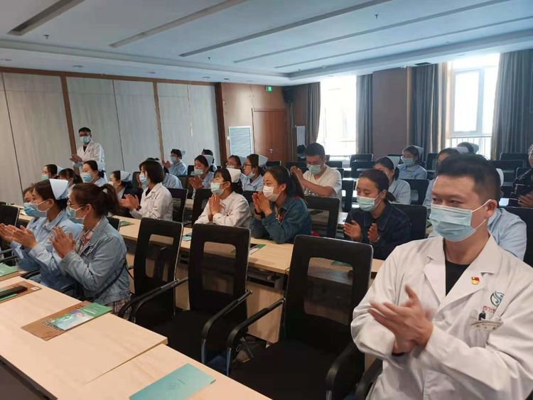 风险久久久久久亚洲精品影院