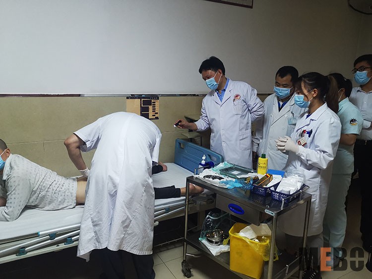 风险久久久久久亚洲精品影院