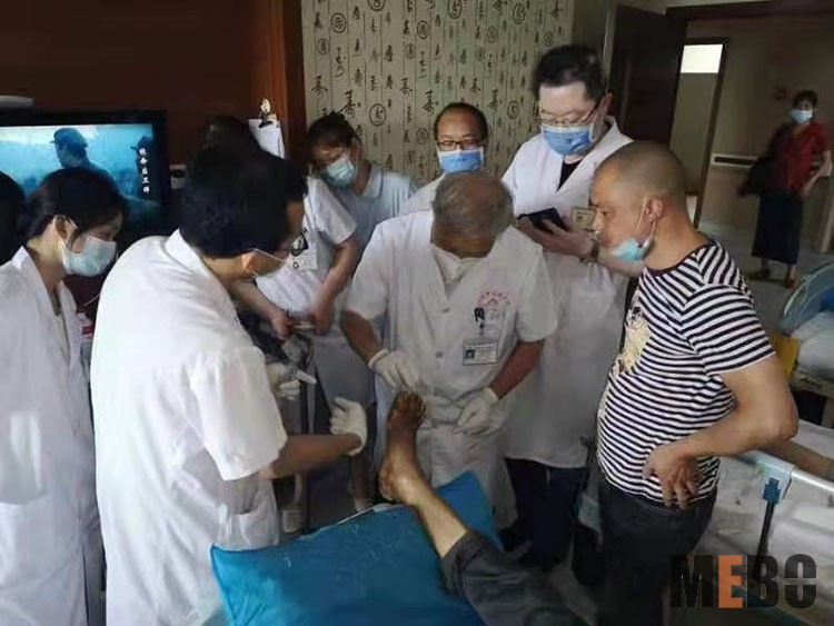 风险久久久久久亚洲精品影院