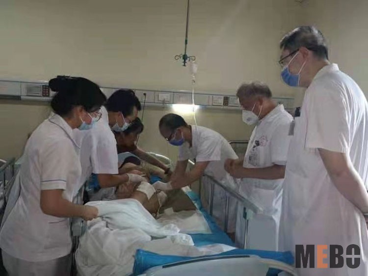 风险久久久久久亚洲精品影院