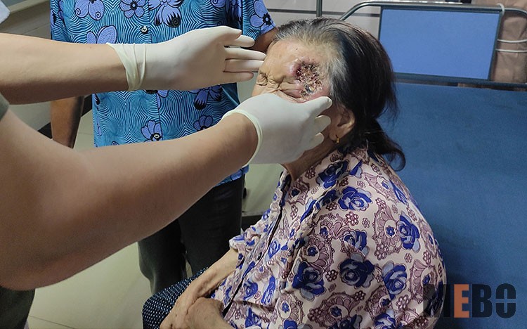 风险久久久久久亚洲精品影院